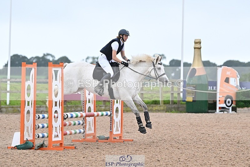 240813-180042-00562 - Classes 5 A&B & 6 80cm