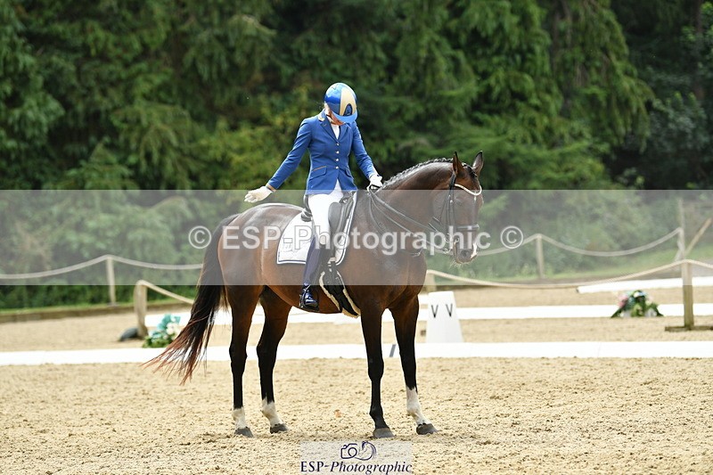 250718A-140306-01970 - 038-Natasha.Collings-Costello-Dovevale.Tender.Dove