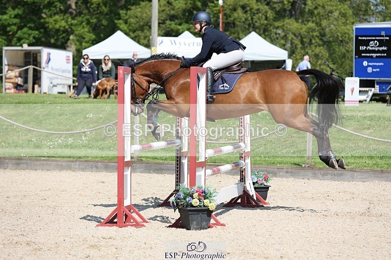 230513-103814-03923 - Cls 18 Snr 1.05m Open