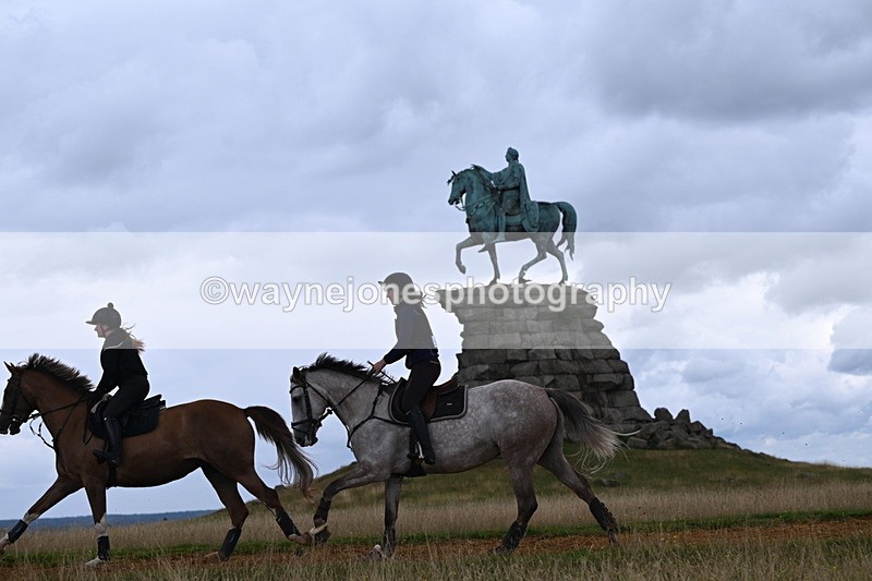 DSC_7432 - Time at Statue 13:16 to 13:52