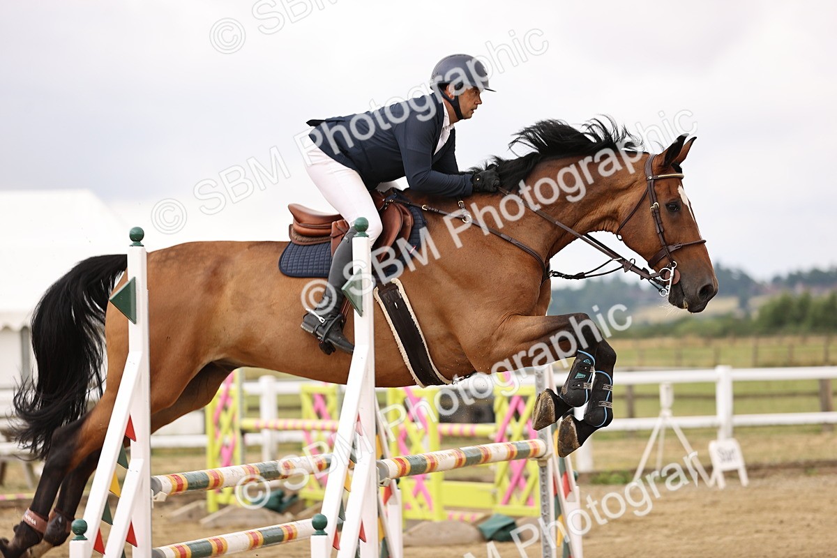 SBM_026401 - Class 12 - Amateur Championship Qualifier 1.05m