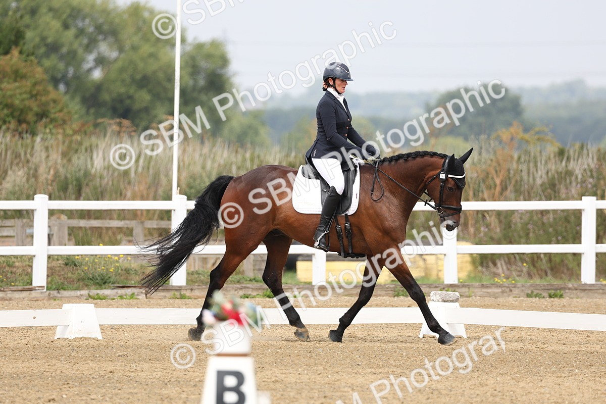 SBM_006233 - Class 6 - novice 6 - 11.50-12.46