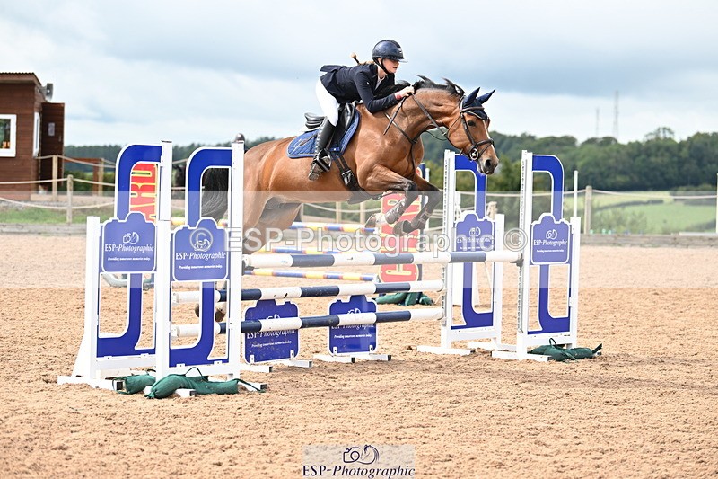 240908A-134938-04114 - Cls 15 U21 Intro 90cm-1.00m  Team Comp