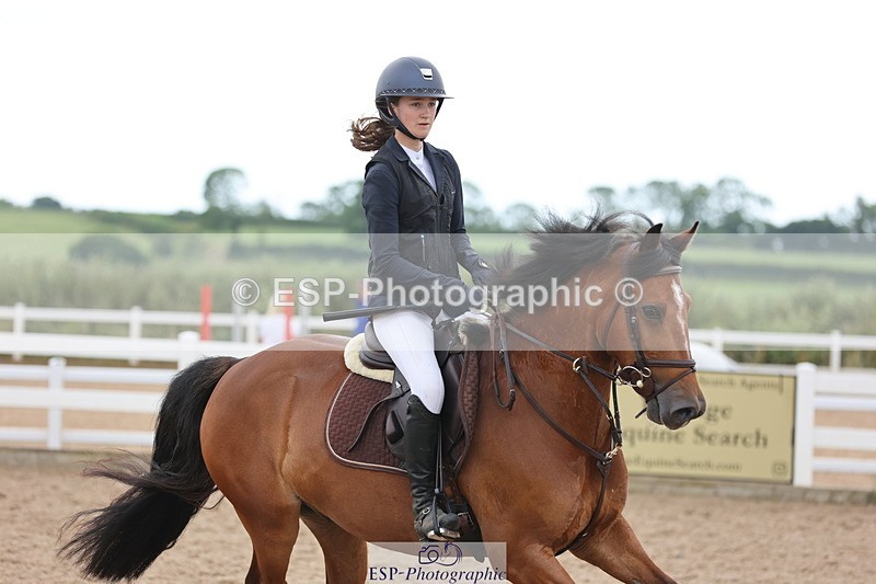 240630A-161129-15060 - Cls 33 Foxhunter and 1.10m Open