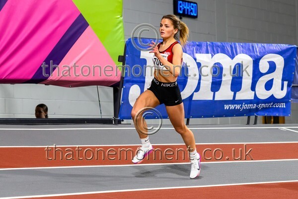 Age26SAT-915085 - Track Female Set One