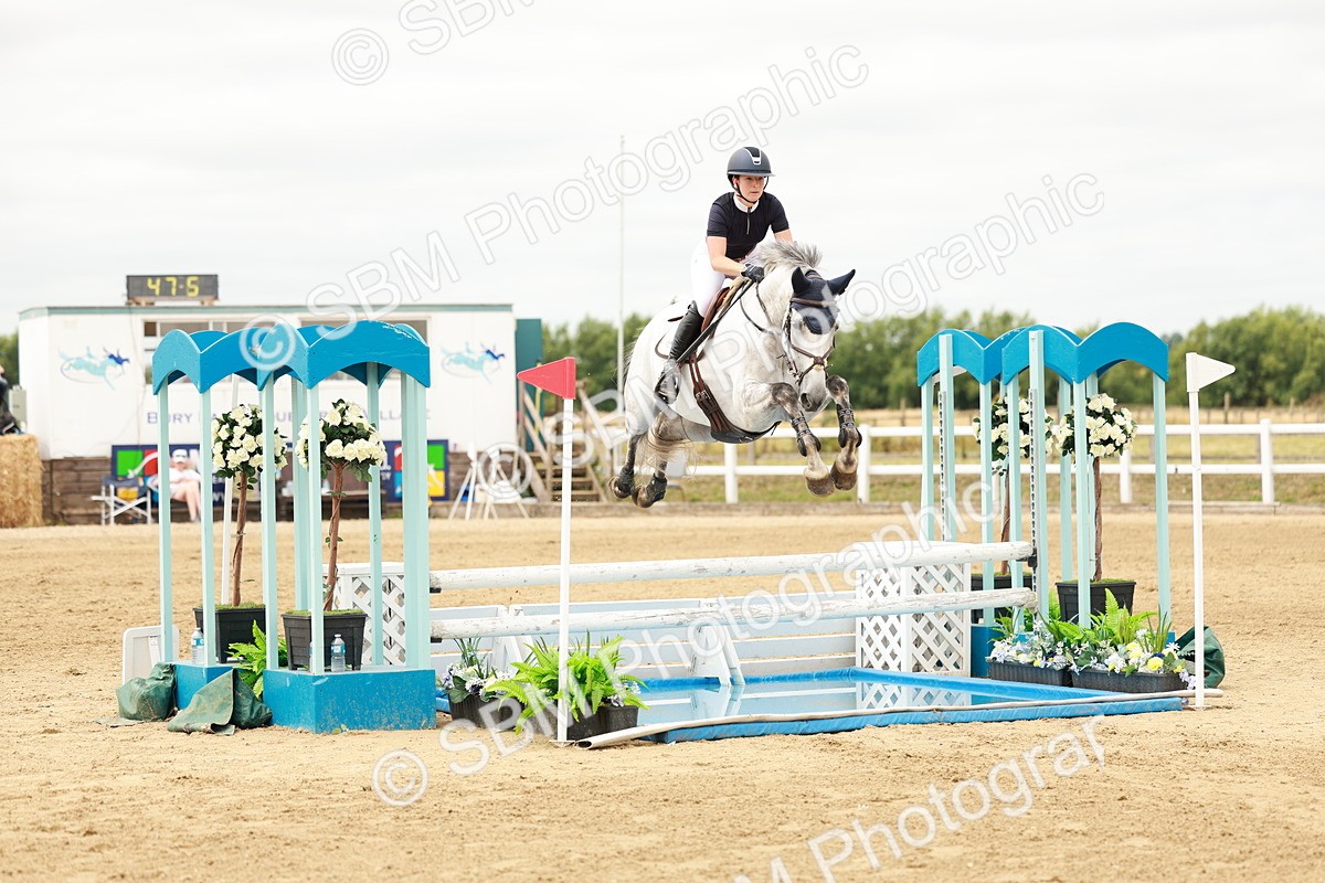 SBM_017472 - Class 21 - Senior Newcomers Championship 2d Rd