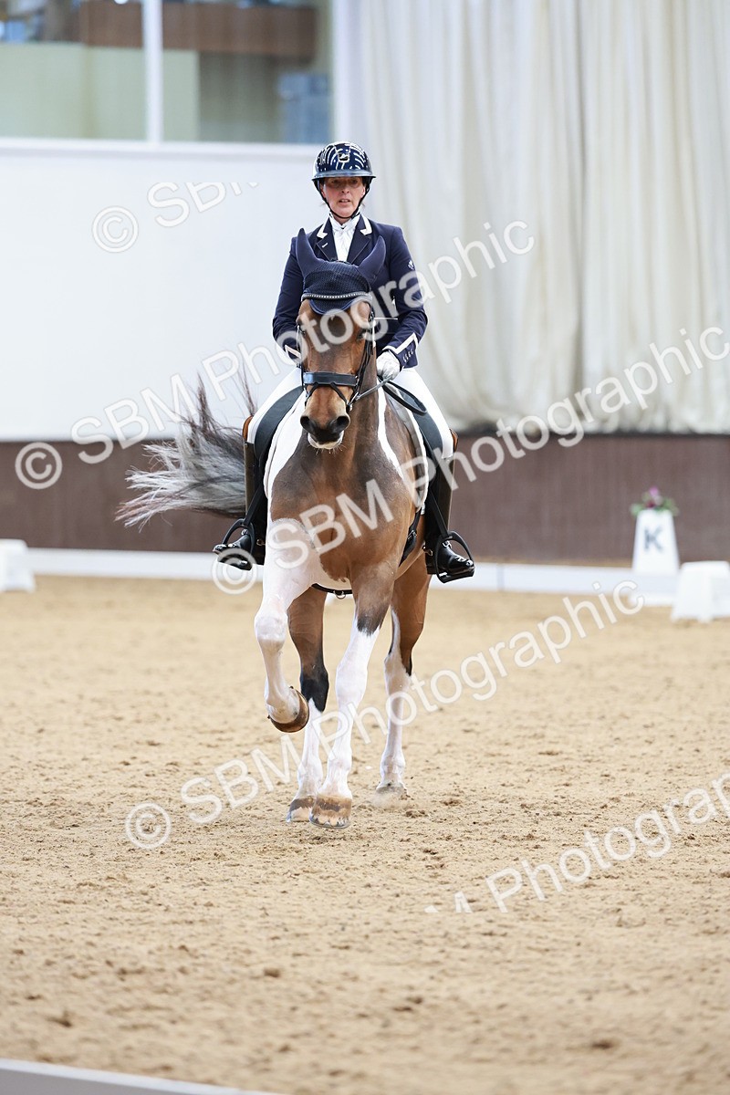 SBM_008222 - Class 6b - Novice 6 - 9.28-10.41