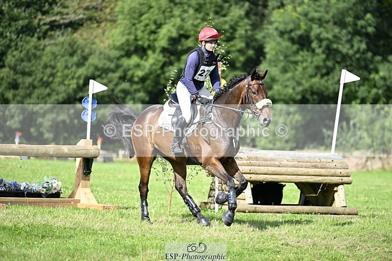 240803-164142-10039 - 271-Rosie_Bradley-Hole-OUT_OF_THE_BLUE_XIV