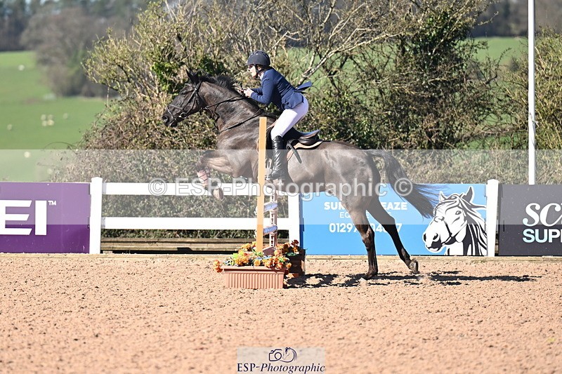 260318B-103643-00133 - Clear Round & Brit Nov 90cm
