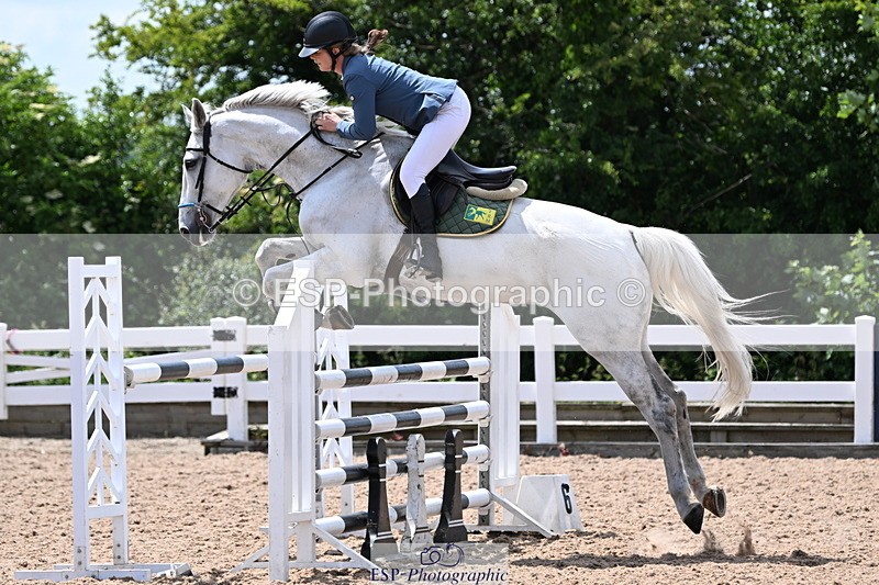 240619A-142952-00618 - Cls 4 Snr Newcomers and 1.10m Open