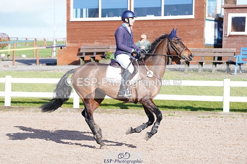 250222-152154-02451 - Cls 15 Foxhunter and 1.20m Open