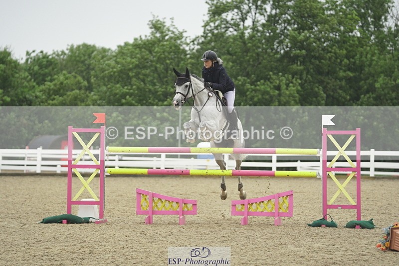 230722A-143302-09735 - Cls 23, 1 Star Gold 1.30m