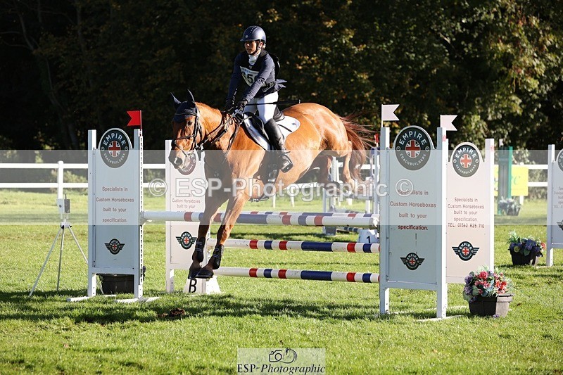 231022-103333-24606 - 656-DUNARD.RED.KNIGHT-Naomi.Watkins-TrotUp+SJ