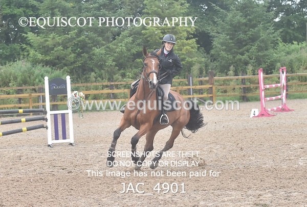 JAC_4901 - CLASS 16 SUN Senior Newcomers/ 1.10m Open