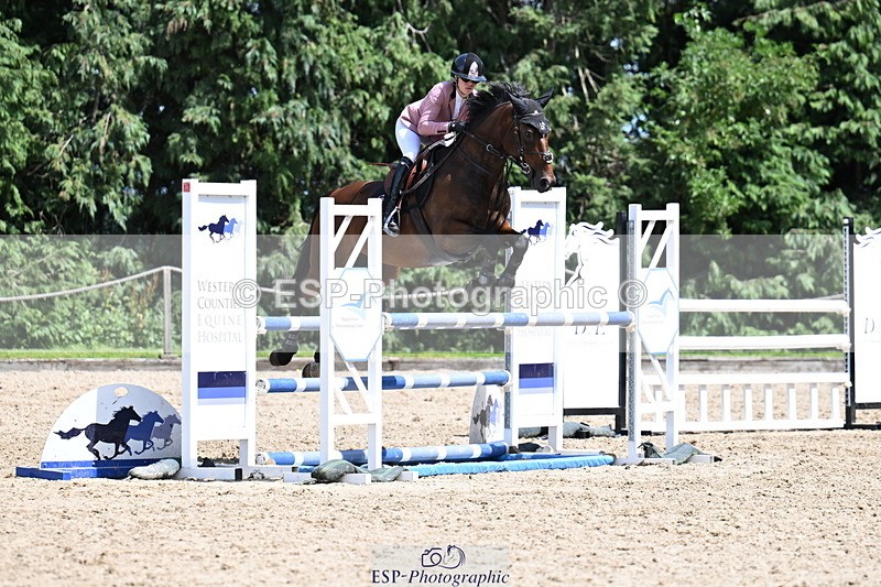 260705A-143309-20390 - Cls 52 Snr 1m 05 GP Jump Off