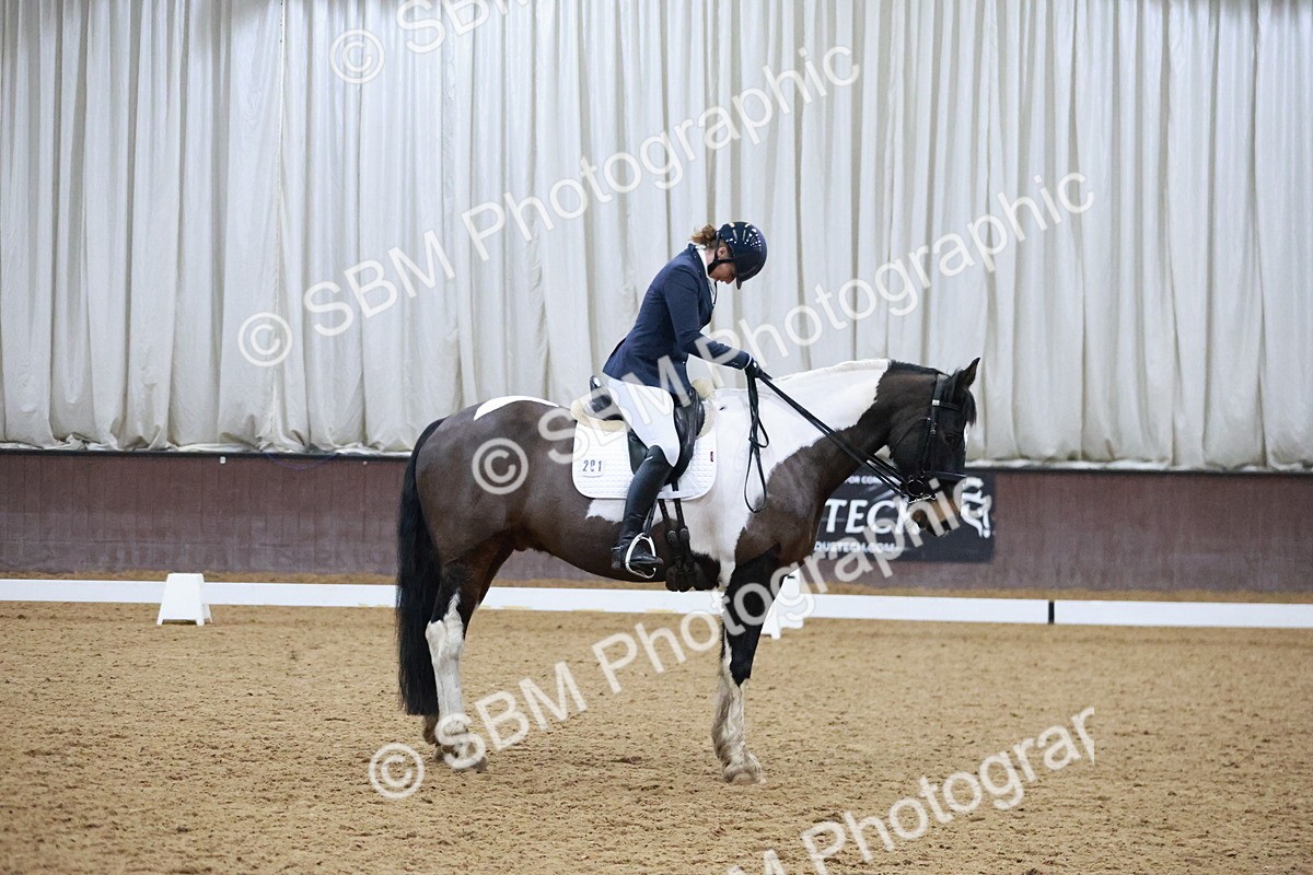 SBM_005633 - Medium Music-Medium 2-Adv Med 1