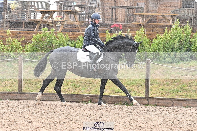 250827B-102436-00023 - Clear Round & Cls 1 Brit Nov 90cm