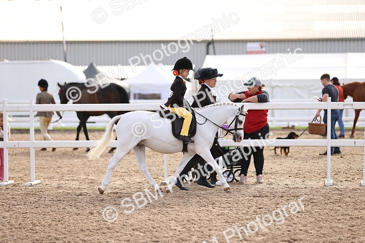 SBM_09012 - Class 403 - Grassroots Ridden - Junior