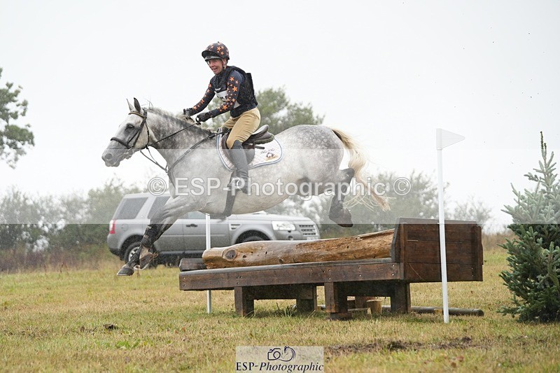 250830-143946-04167 - F-255-Janine.Paterson