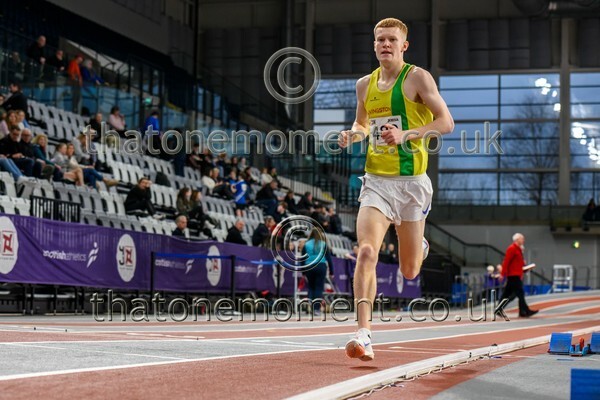 AgeInd25SUN-915852 - Track Male