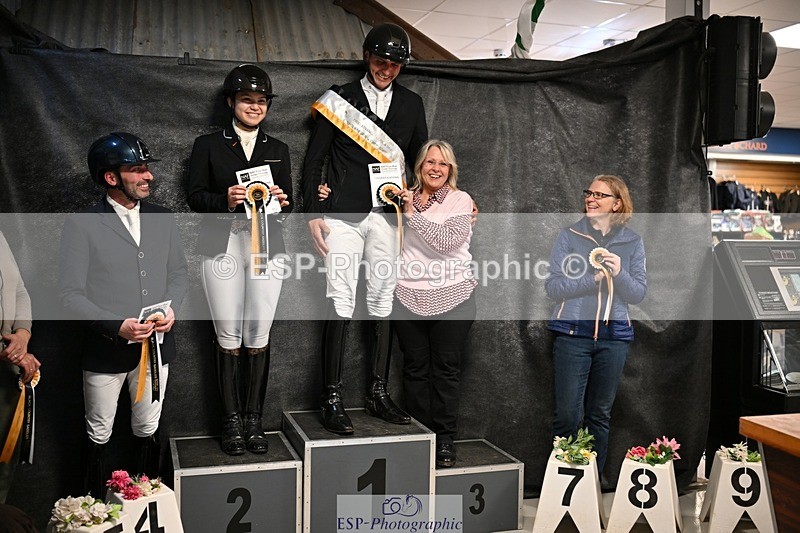 260213-164518-03009 - Cls 9 Adv Medium Silver Presentations