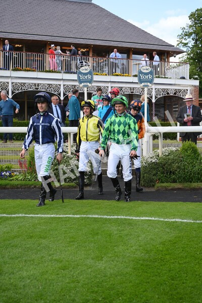 yr10062022r5-1 - Race 5 4.05pm Irish Thoroughbred Marketing Stakes