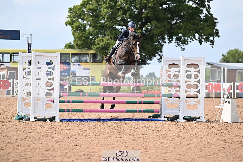 240828A-143020-00909 - Cls 4 Snr Newcomers and 1.10m Open