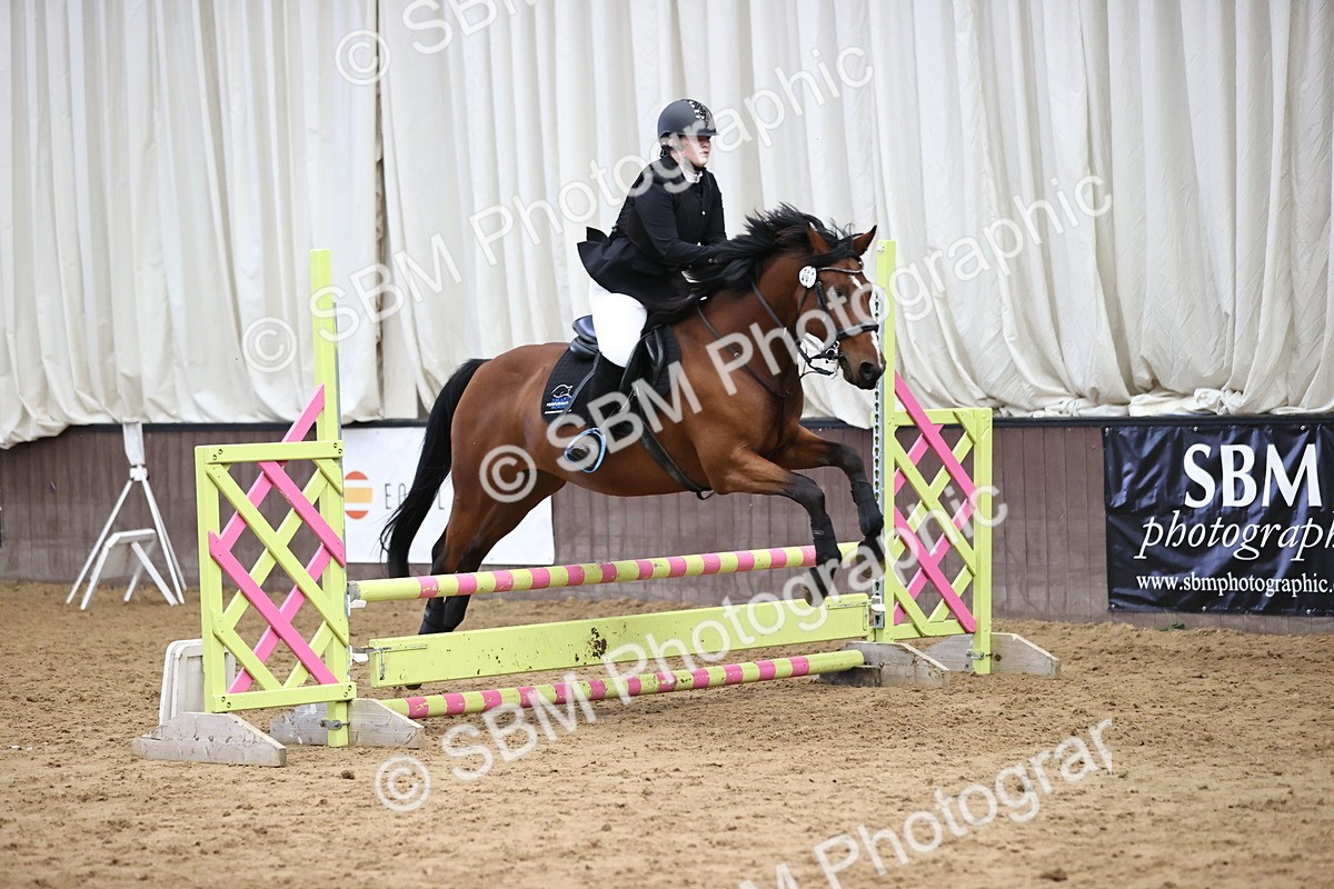 SBM_001689 - Class 5 - Henlow Veterinary Hospital 70cm