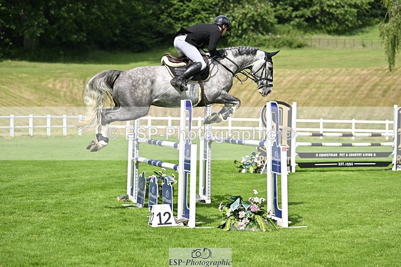 250613A-102156-00408 - Cls 1 Snr Newcomers and 1.10m Open