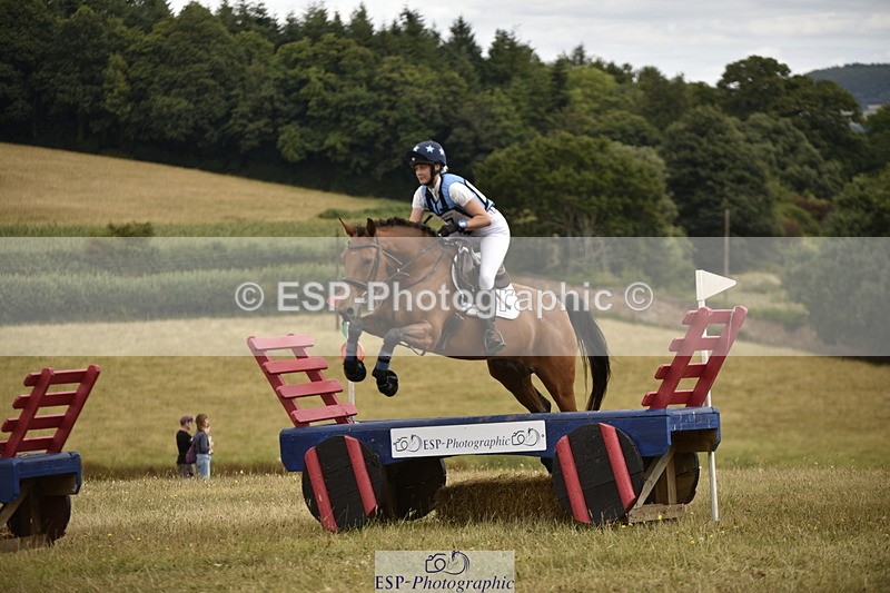 250802A-113418-01983 - A-017-Sophie.Vicary-ENGELIQUE.O