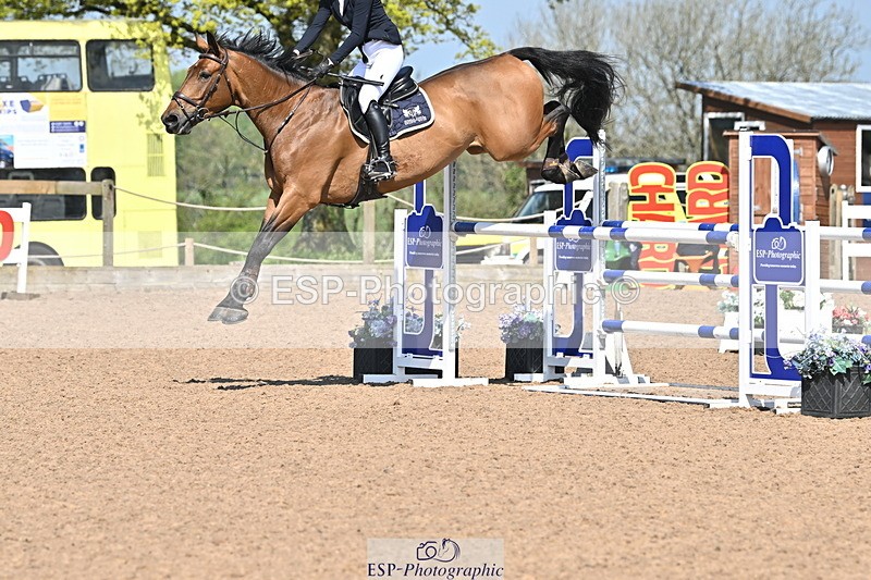 240509A-104955-01007 - Cls 8 Foxhunter