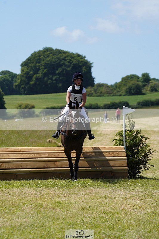 240629X-110852-1469 - 006-Eliza_Peters-REDPARK_SAMMEY