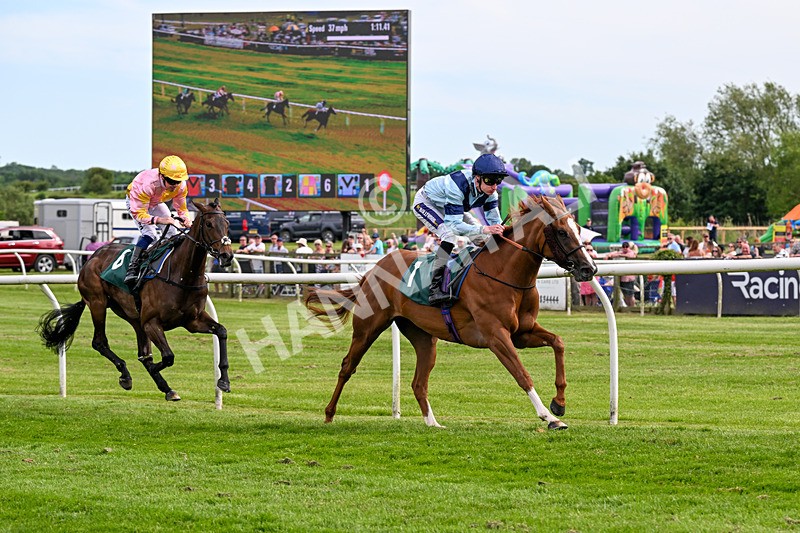 300526-Race 6-Zoustar Dreams-0816 - Race 6 16.43pm Racing TV Handicap
