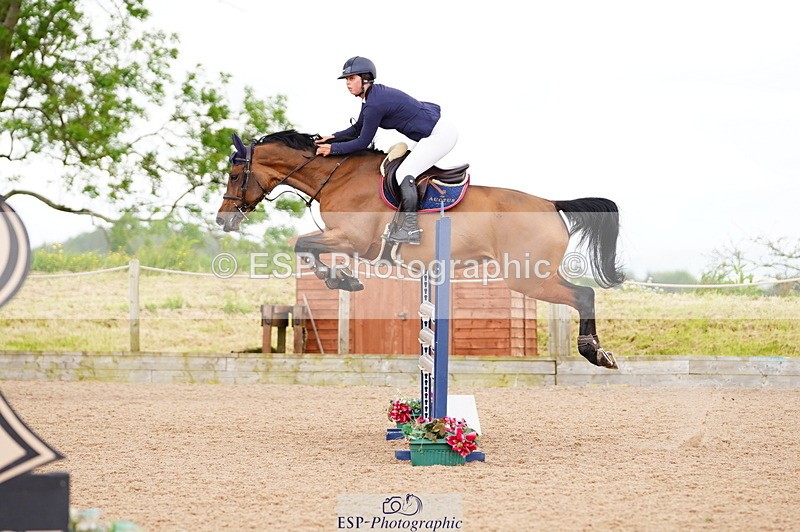 240526A-112406-07786 - Cls 26 Chard Equ 1.05m and 1.10m Grand Prix