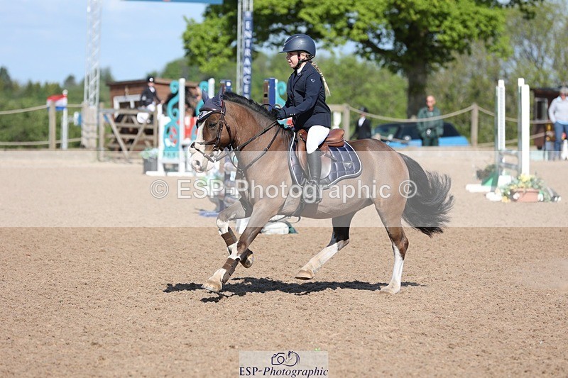 250504-100513-01839 - Cls 1 Pony Intro 70cm