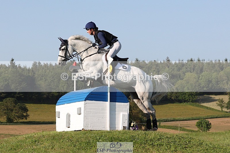 230527-181104-14593 - 172-VELOUMANI_TESS_LY-Aliene_Ruyter-XC