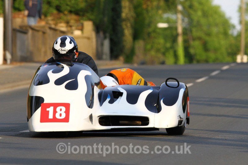 TT148571 - Tuesday Practice - Sidecars