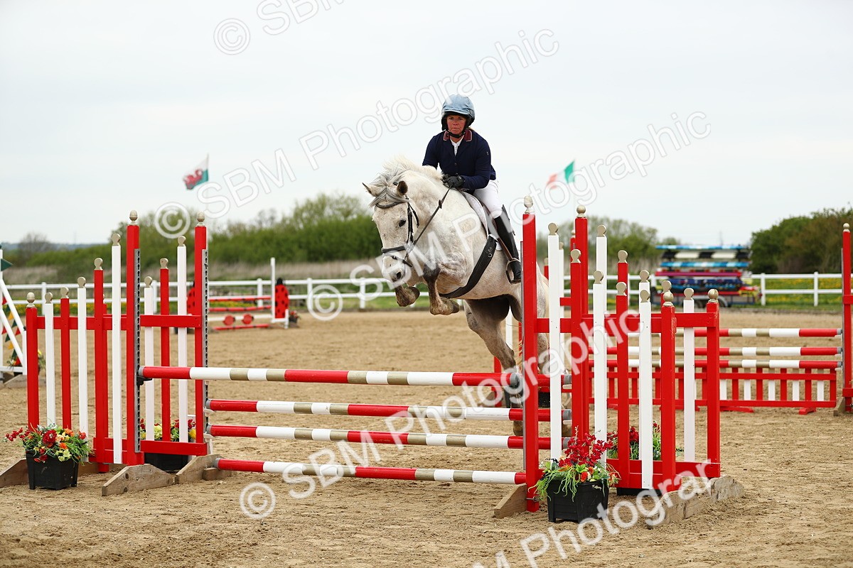 SBM_000486 - Class 2 - Senior British Novice 90cm