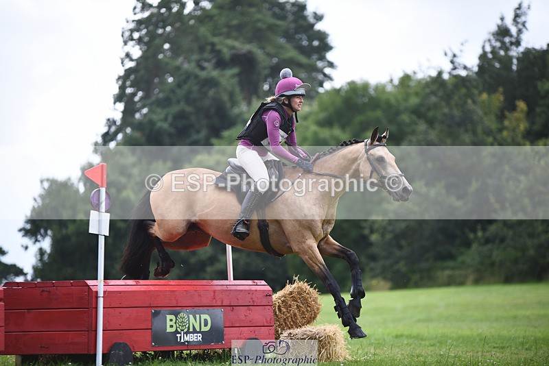 240804-162604-18591 - 619-Fiona_Lewis-BALLYANNY_BUTTONS