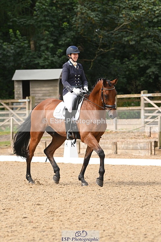 250719A-095057-03110 - 101-Sophie.Douglas-Paquino.V'ant.Goovahof