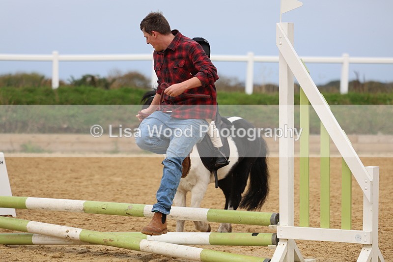 3E7A5955 - Class 1A: 40cm Lead rein