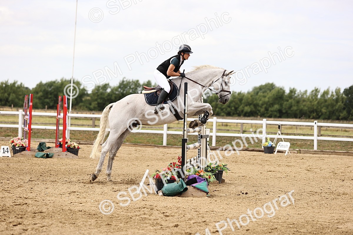 SBM_010494 - Class 9 - Senior Foxhunter - 1.20m Open
