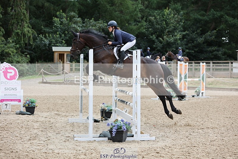 250705A-164409-16179 - Cls 37 1.05m Amateur Quali