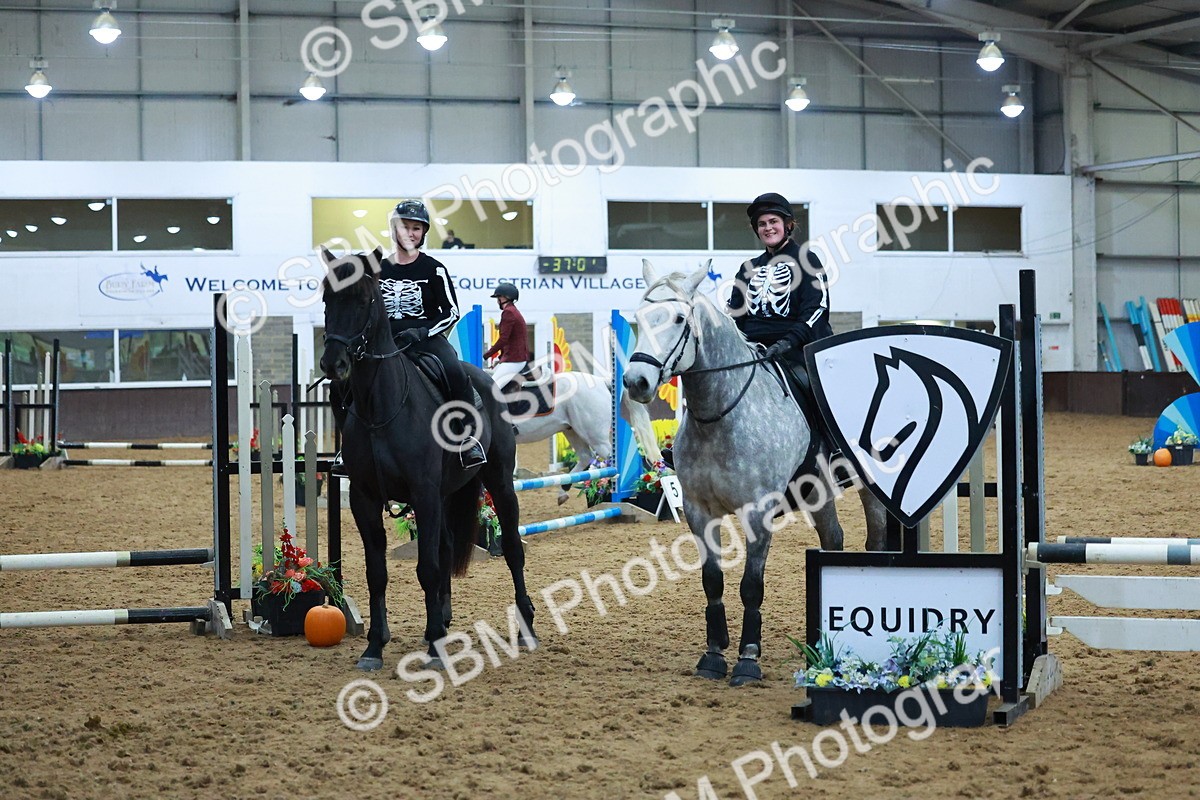 SBM_003316 - Class 4 - Pairs