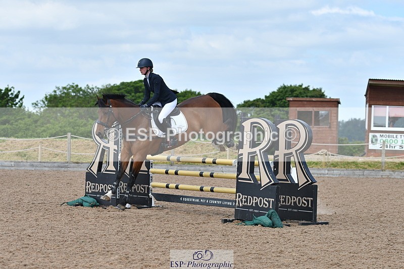 240609A-110926-04431 - Cls 17 Snr 1.05m Open