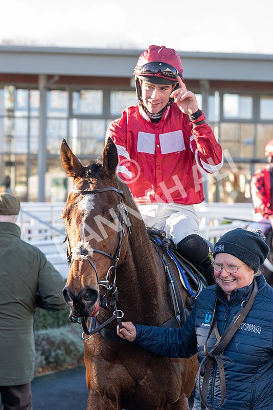 241123-Race 1-Onward Route-7048 - Race 1