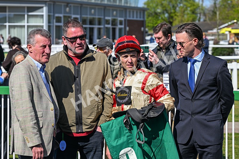100426-Race 1-Where Love Lives-2735 - Race 1