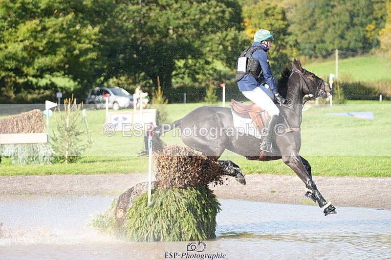 251024A-104359-06891 - A-004-Max.Warburton