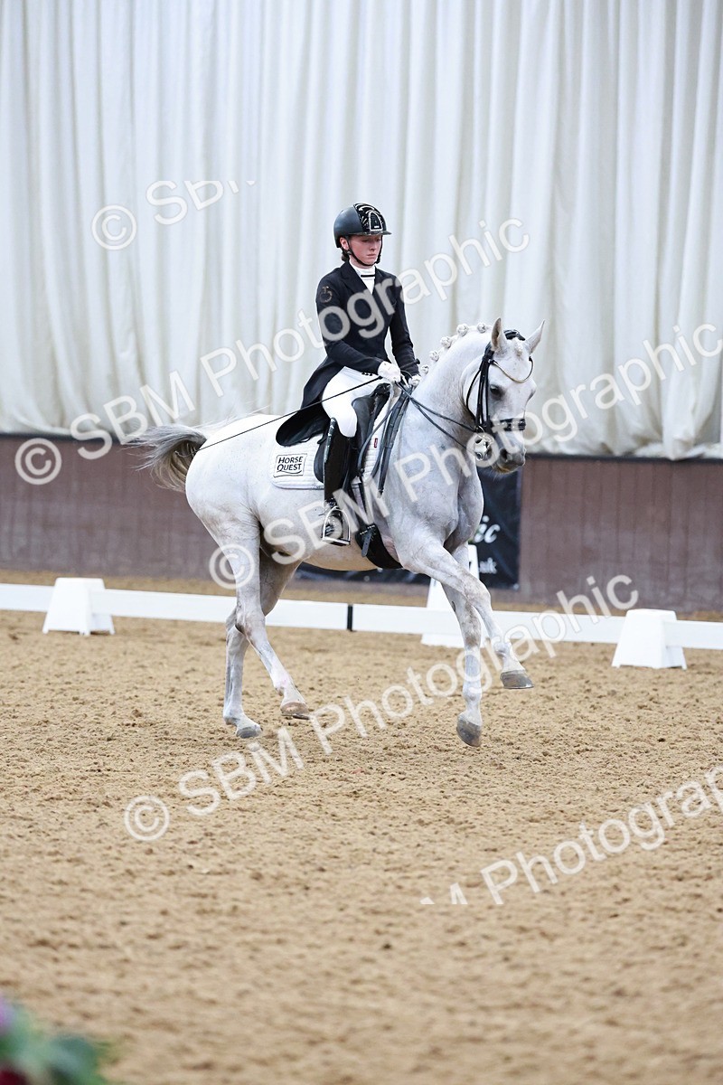 SBM_020929 - Class 13 - FEI INT I - 16.26-17.14