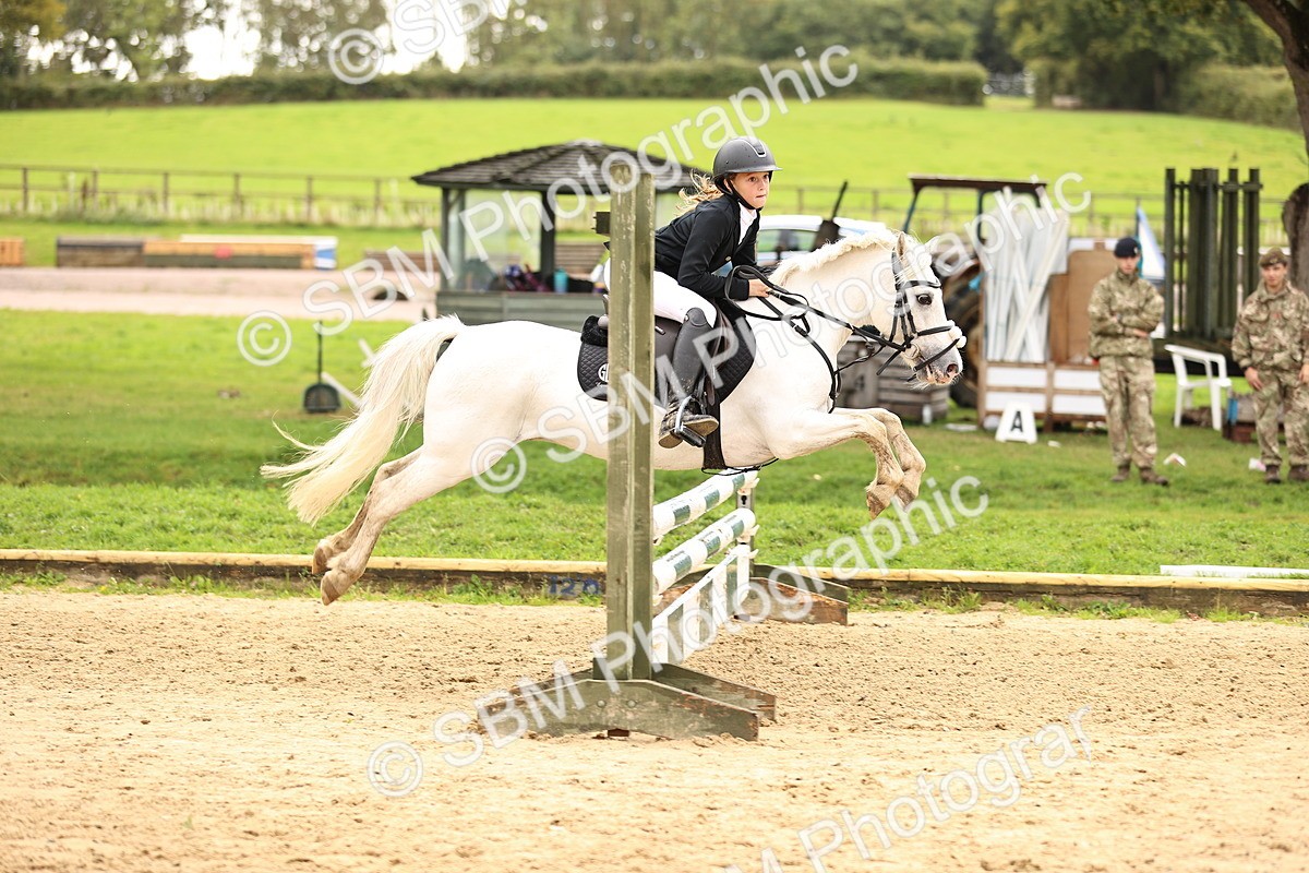 SBM_44762 - J9 - Junior Pony 70cm Championship
